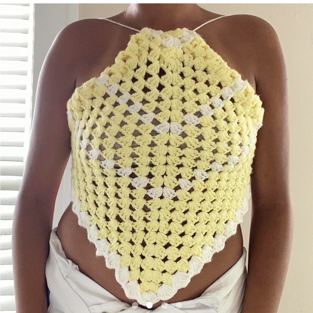🌸 Yellow & White Reworked Crochet Top - Picture 4 of 4
